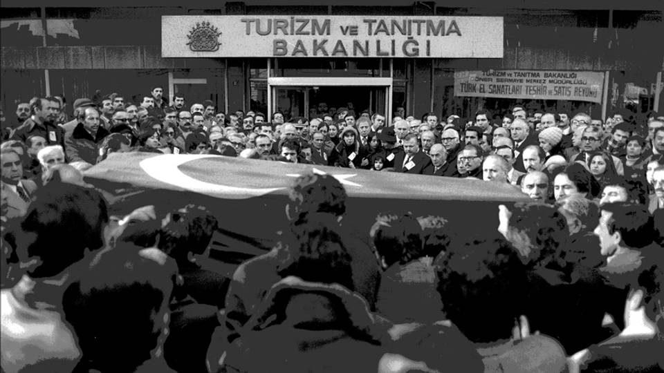 Türkiye commemorates counsellor assassinated by Armenian terror group - TRT World