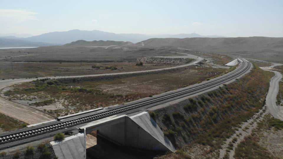 Azerbaycan’ın Zengezur Koridoru tamamlanma aşamasına geliyor – TRT World