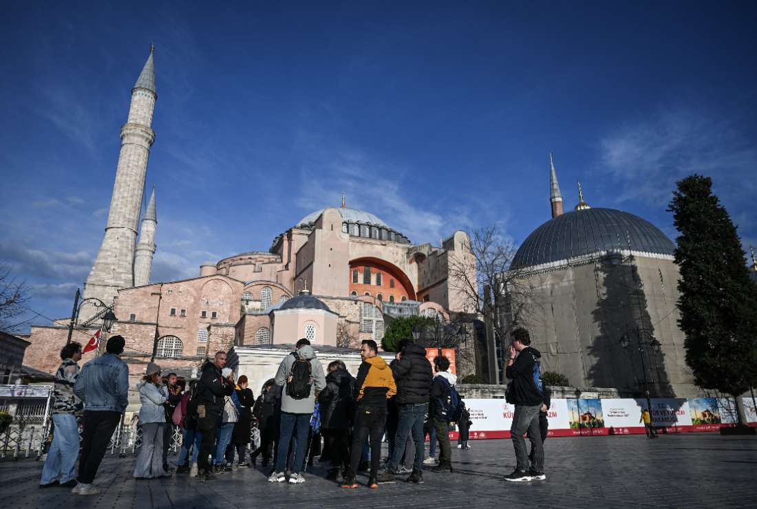 Turkey begins charging foreign tourists to visit Hagia Sophia - UCA News