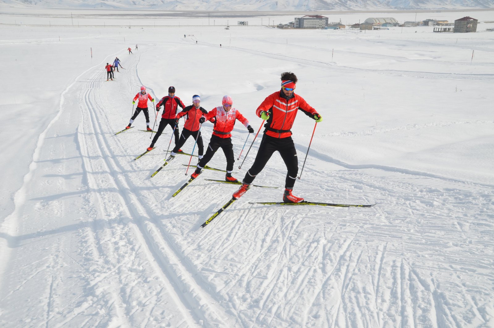 Yüksekova's snowy heights set stage for Türkiye skiing qualifiers | Daily Sabah - Daily Sabah