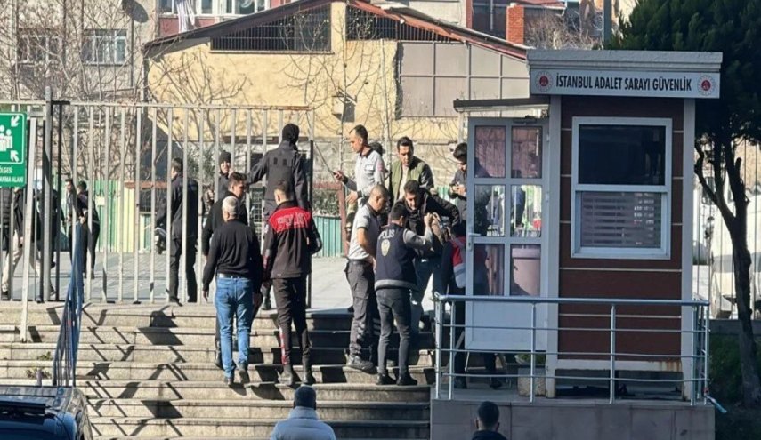 İstanbul Adalet Sarayı saldırısında biri kadın olmak üzere iki saldırgan öldürüldü – The Khaama Press Haber Ajansı