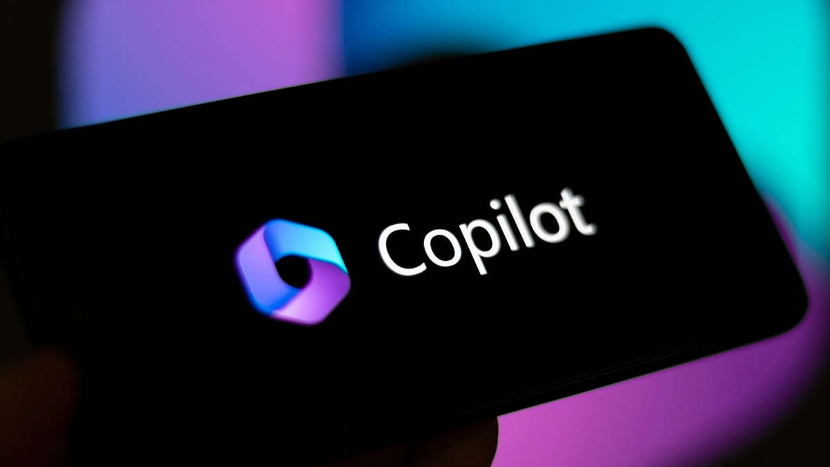 Microsoft Copilot Artık Telefonunuzun Varsayılan Asistanı Olabilir!