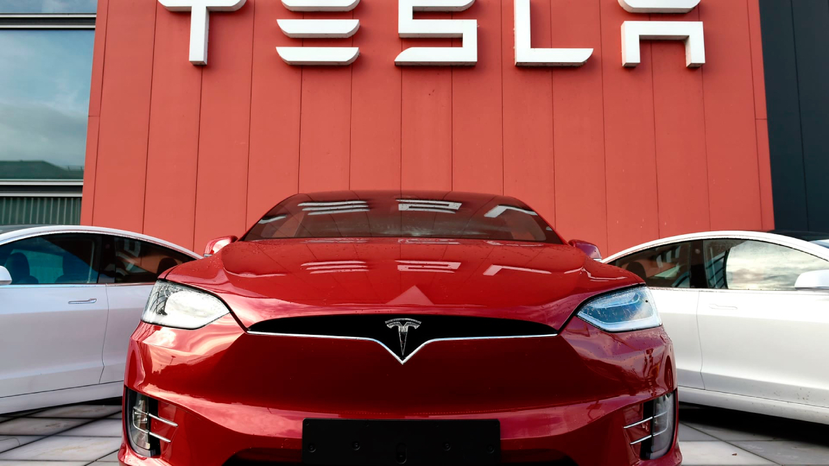 Tesla ile Yaşanan Kazanın Davası Sonuçlandı:  Rekor Oranda Tazminat Ödenecek!