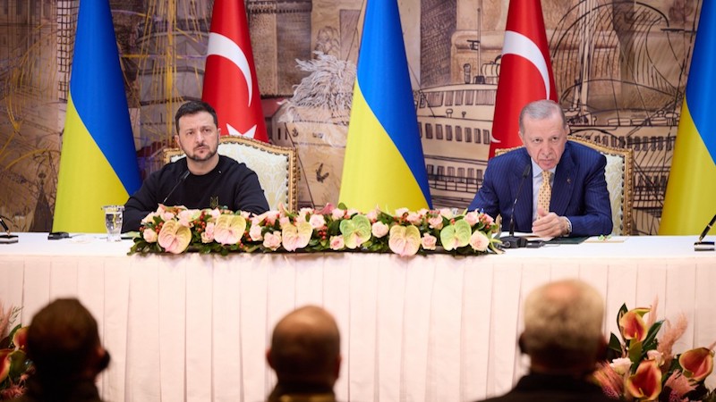 Zelenskyy Meets With Representatives Of Defense Companies In Istanbul - Eurasia Review