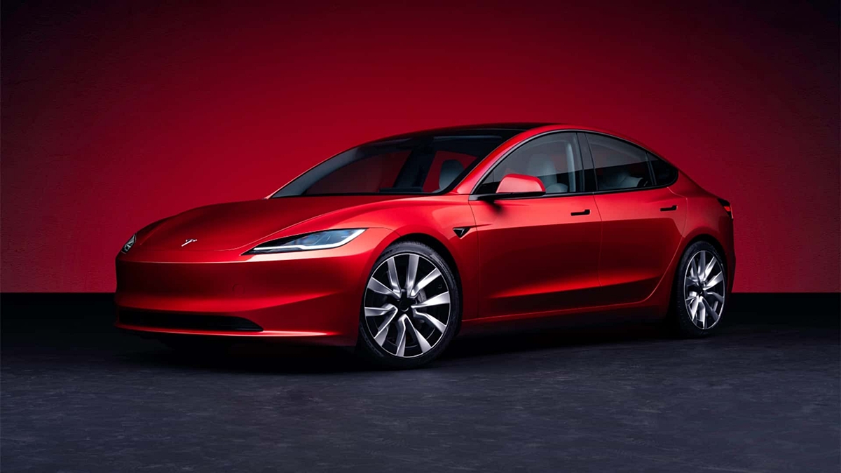 Elon Musk’tan Radikal Karar: Düşük Fiyatlı Tesla Planı Rafa Kalktı!