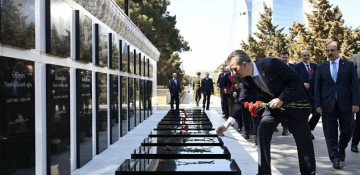 Chairman of Türkiye's Defense Industry Committee visits Alley of Martyrs and Turkish Martyrdom monument - News.Az